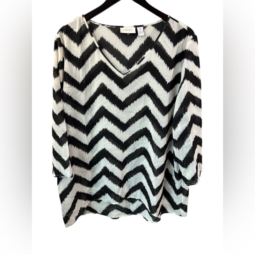 Chico’s black white zig zag blouse 3/4 sleeve size 3 XL sheer office resort